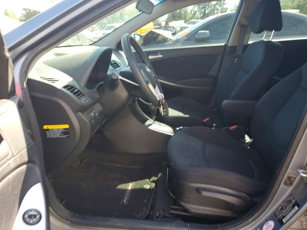 2017 HYUNDAI ACCENT SE Base