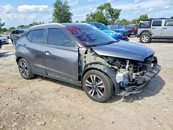 2020 NISSAN KICKS