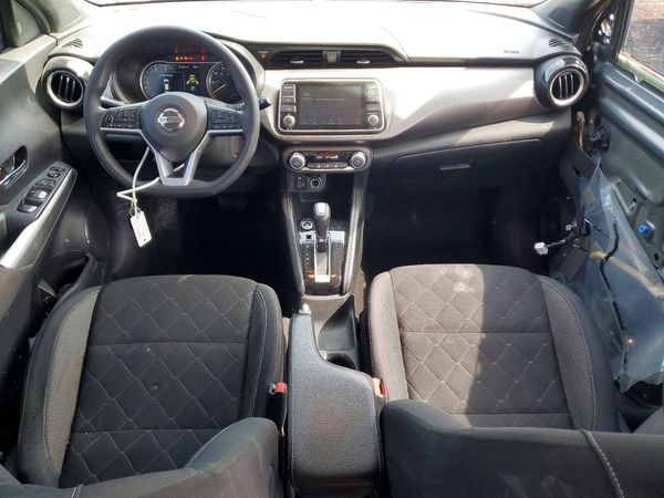 2020 NISSAN KICKS
