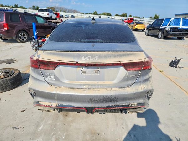 2022 KIA FORTE