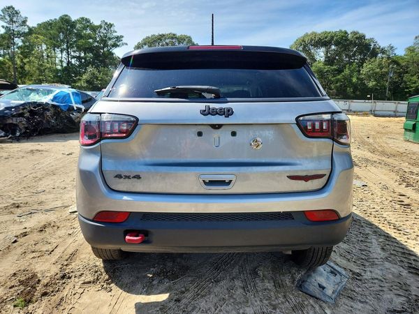 2022 JEEP COMPASS Trailhawk — DIRR