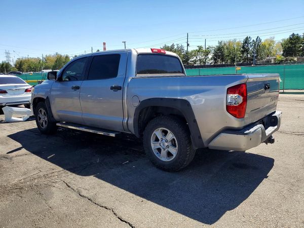 2017 TOYOTA TUNDRA