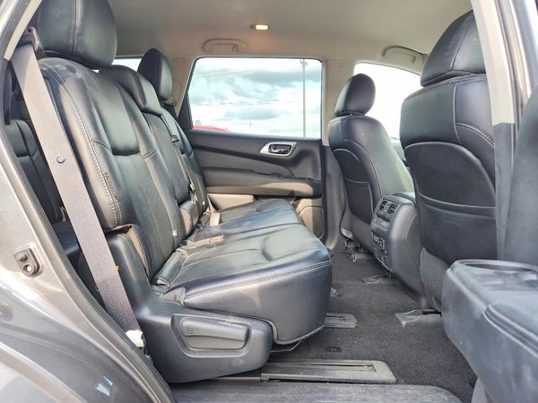 2020 NISSAN PATHFINDER SL