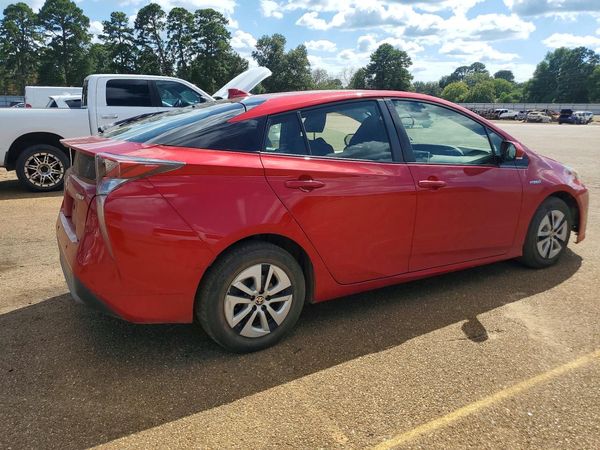 2018 TOYOTA PRIUS