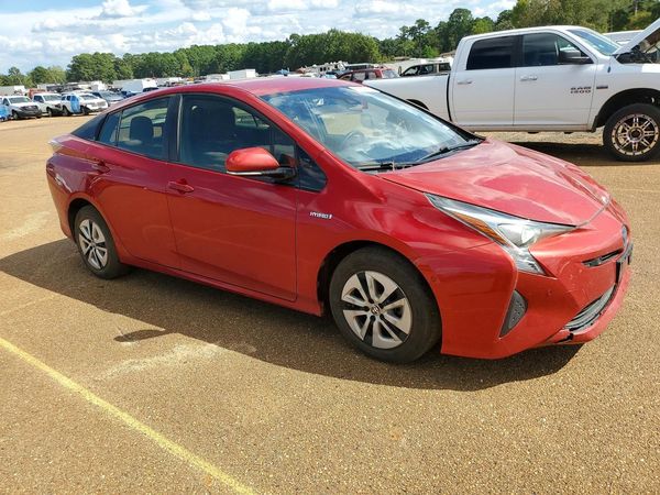 2018 TOYOTA PRIUS
