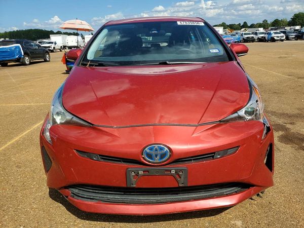 2018 TOYOTA PRIUS