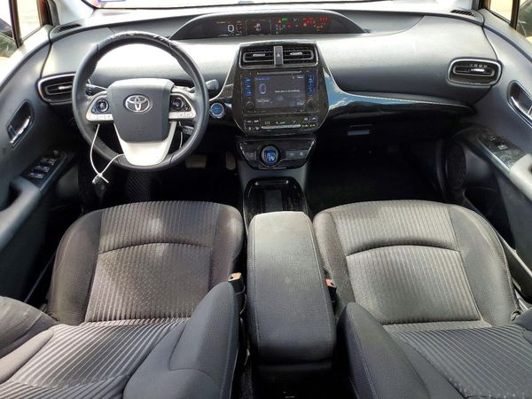 2018 TOYOTA PRIUS