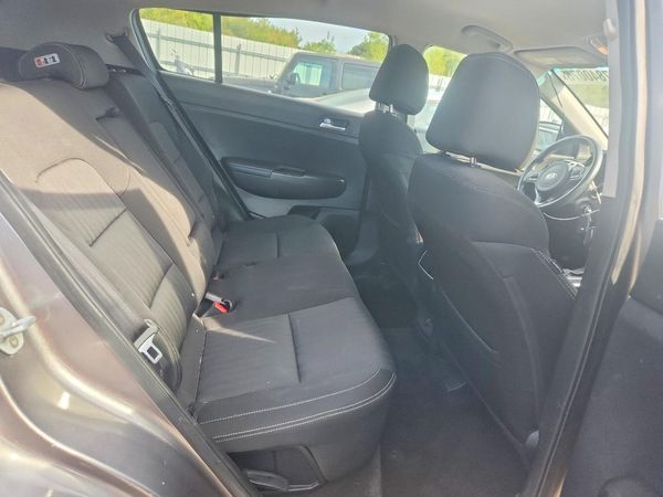 2017 KIA SPORTAGE LX