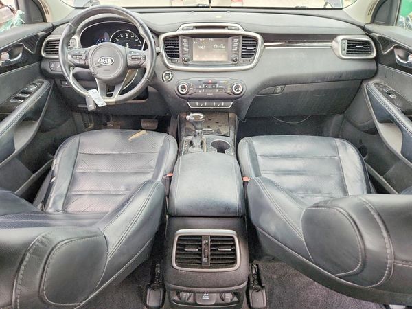 2017 KIA SORENTO