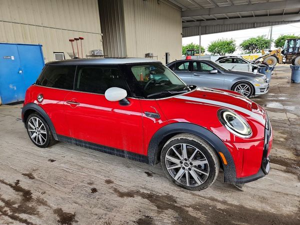 2024 MINI COOPER