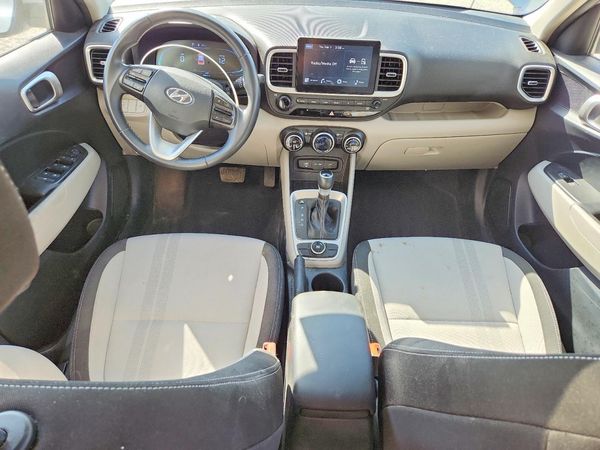 2023 HYUNDAI VENUE