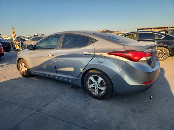 2015 HYUNDAI ELANTRA GLS(Middle)