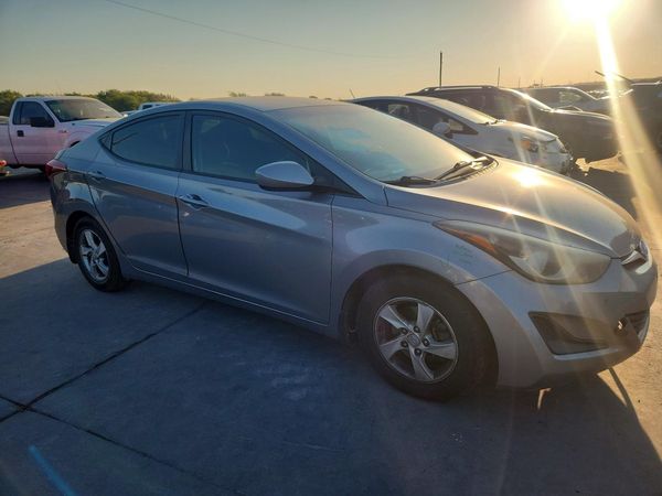2015 HYUNDAI ELANTRA GLS(Middle)