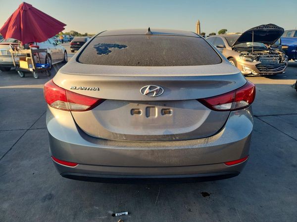 2015 HYUNDAI ELANTRA GLS(Middle)