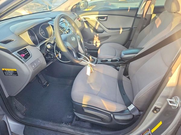 2015 HYUNDAI ELANTRA GLS(Middle)