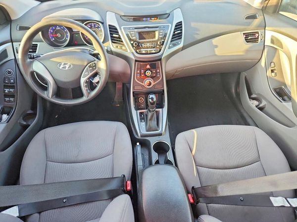 2015 HYUNDAI ELANTRA GLS(Middle)