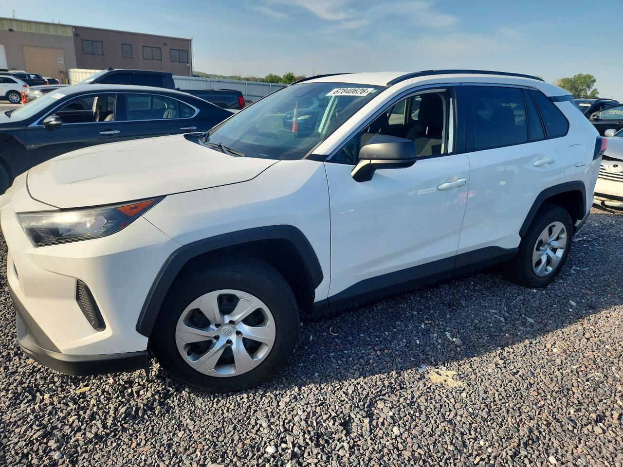 2020 TOYOTA RAV4 LE