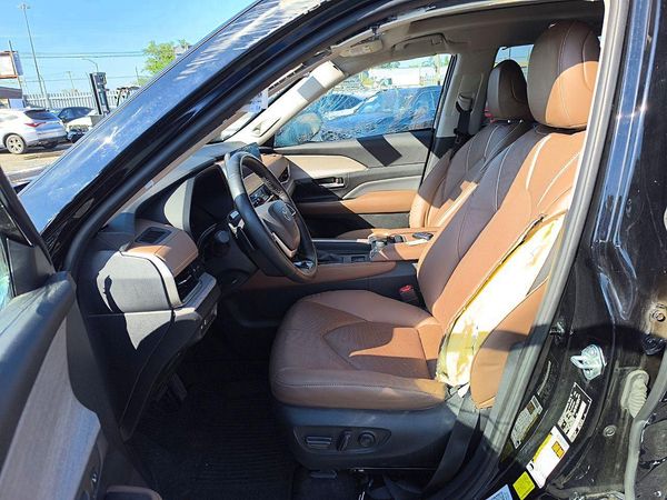 2024 TOYOTA GRAND HIGHLANDER