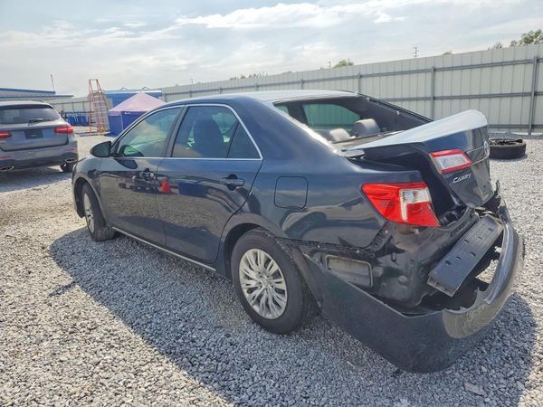 2013 TOYOTA CAMRY