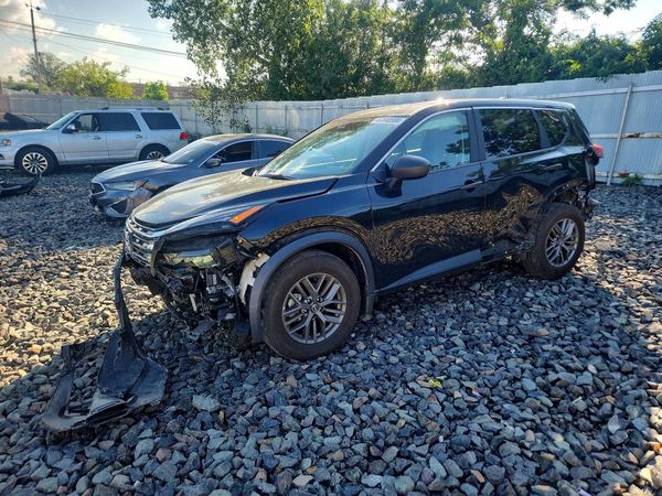 2024 NISSAN ROGUE S — Front 3/4