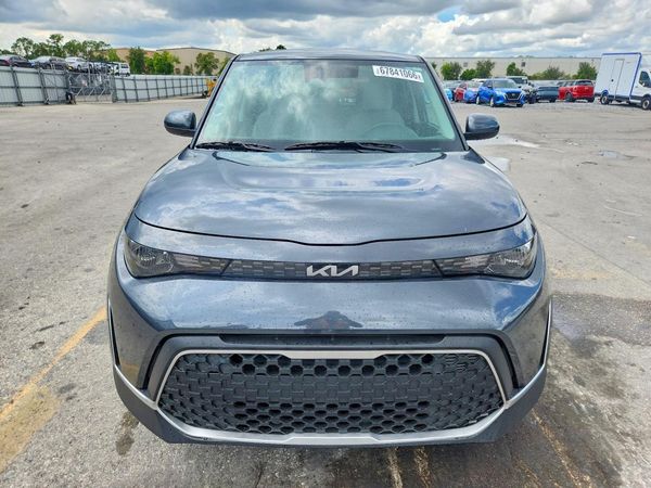 2024 KIA SOUL LX, S