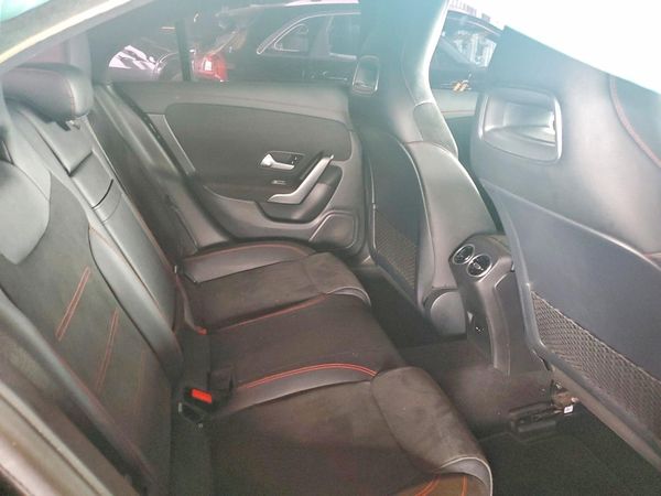 2021 MERCEDES-BENZ CLA