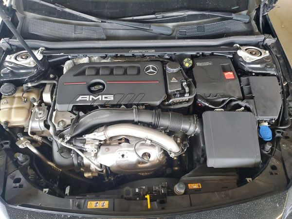 2021 MERCEDES-BENZ CLA