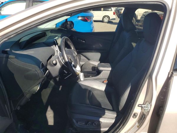 2017 TOYOTA PRIUS Three/Four/Four Adv