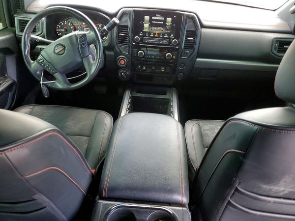 2021 NISSAN TITAN Crew Cab