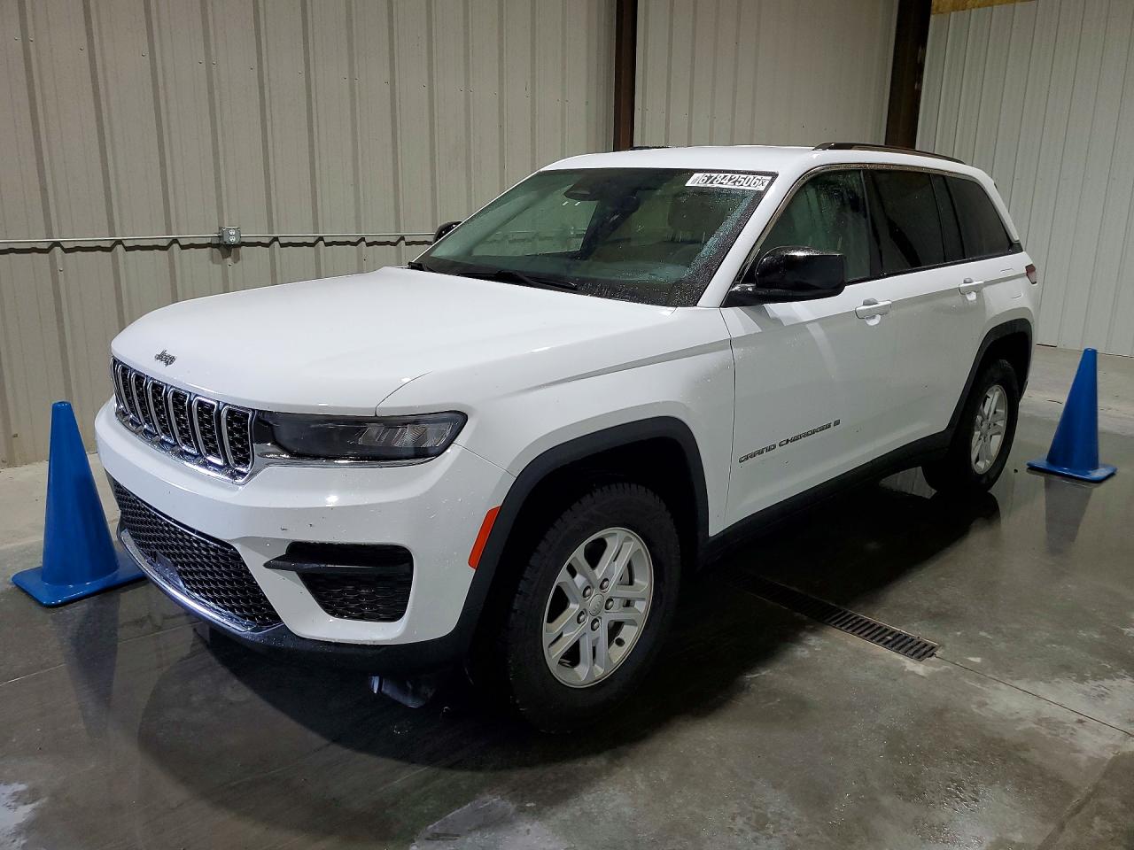2023 JEEP GRAND CHEROKEE Laredo, Altitude