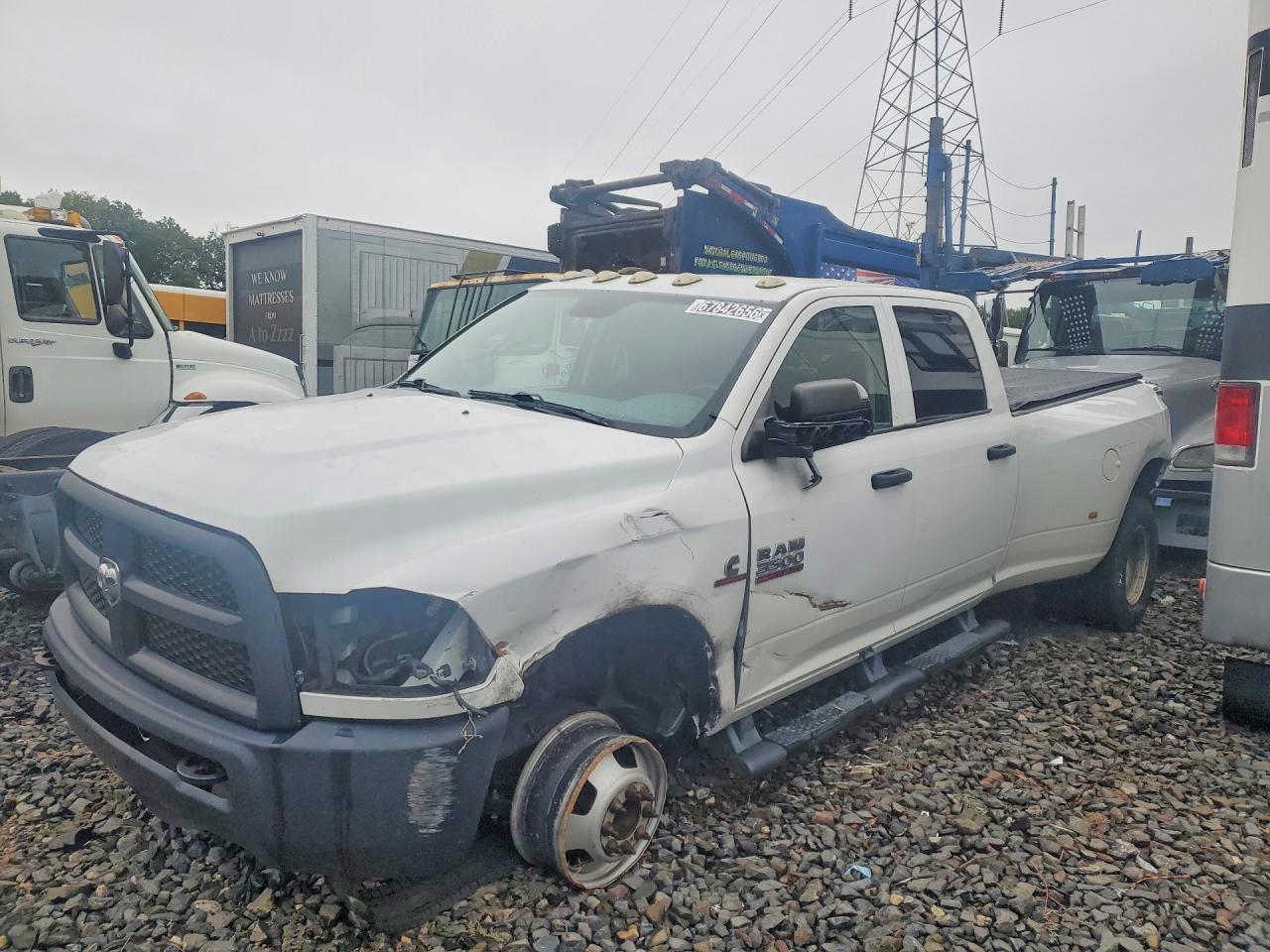 2018 RAM 3500 ST — Front 3/4