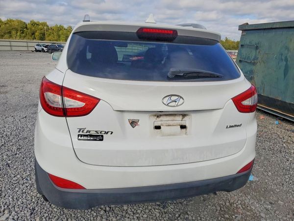 2015 HYUNDAI TUCSON