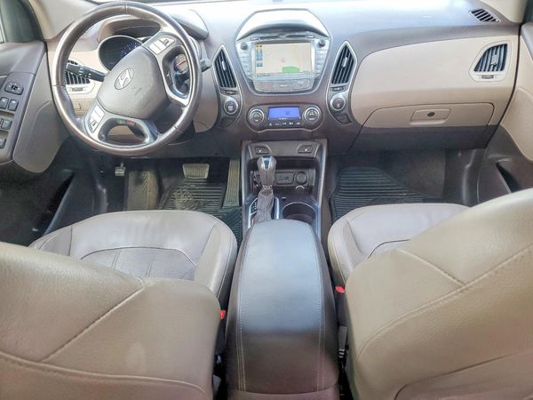 2015 HYUNDAI TUCSON