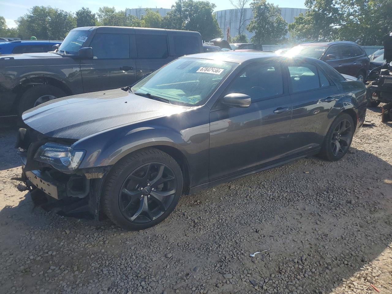 2020 CHRYSLER 300