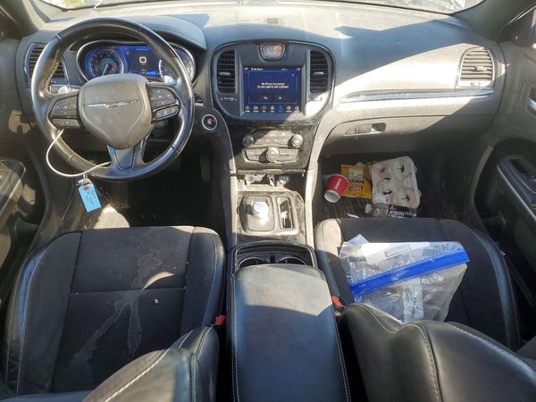 2020 CHRYSLER 300