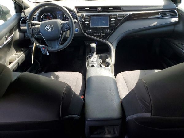2019 TOYOTA CAMRY