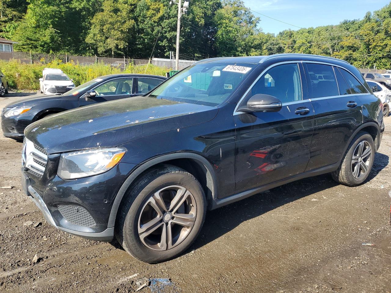 2016 MERCEDES-BENZ GLC