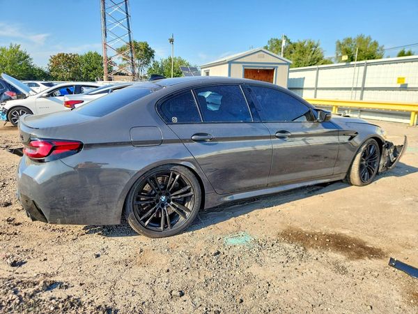 2021 BMW M5