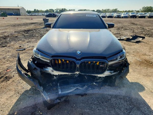 2021 BMW M5