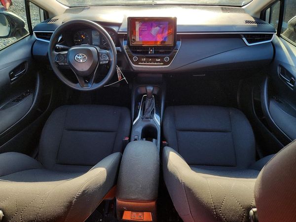 2024 TOYOTA COROLLA