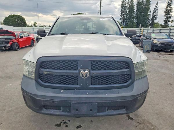 2013 RAM 1500 ST