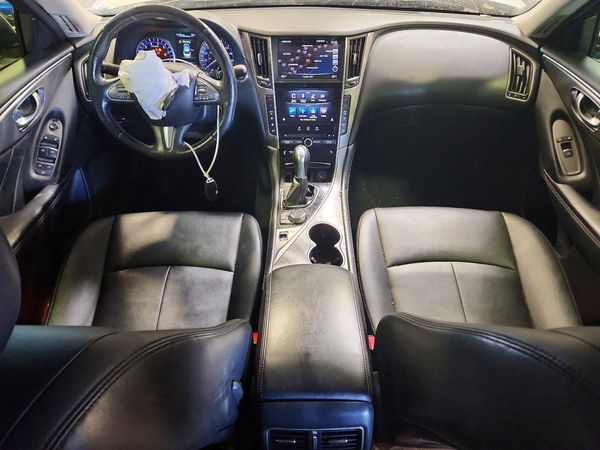2015 INFINITI Q50