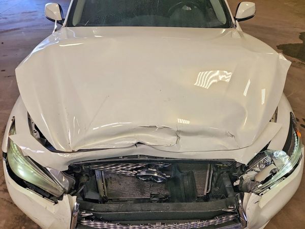 2015 INFINITI Q50