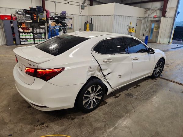 2015 ACURA TLX Base