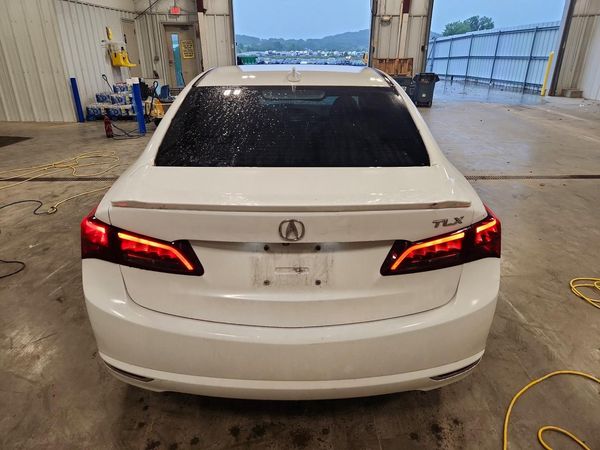 2015 ACURA TLX Base