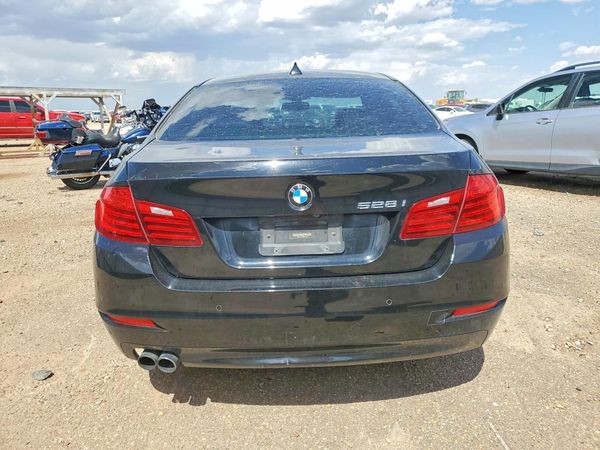 2015 BMW 528