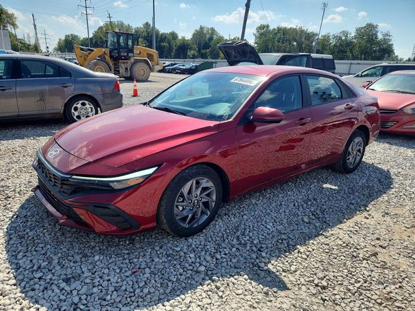 2024 HYUNDAI ELANTRA