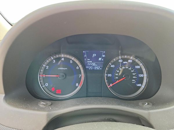 2013 HYUNDAI ACCENT GLS Premium/ SE