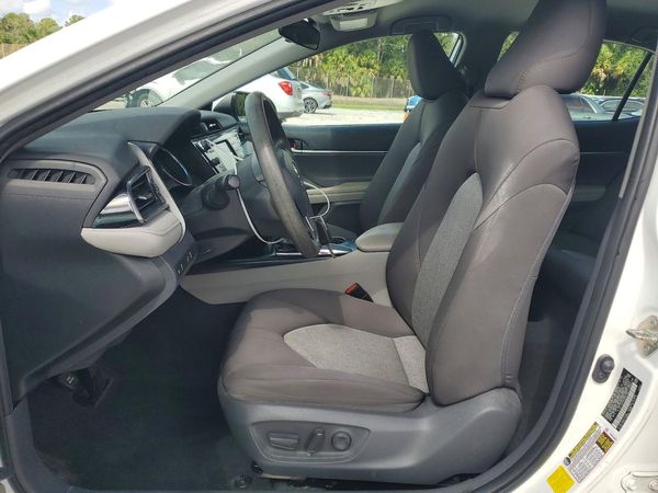 2019 TOYOTA CAMRY