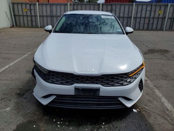 2022 KIA K5